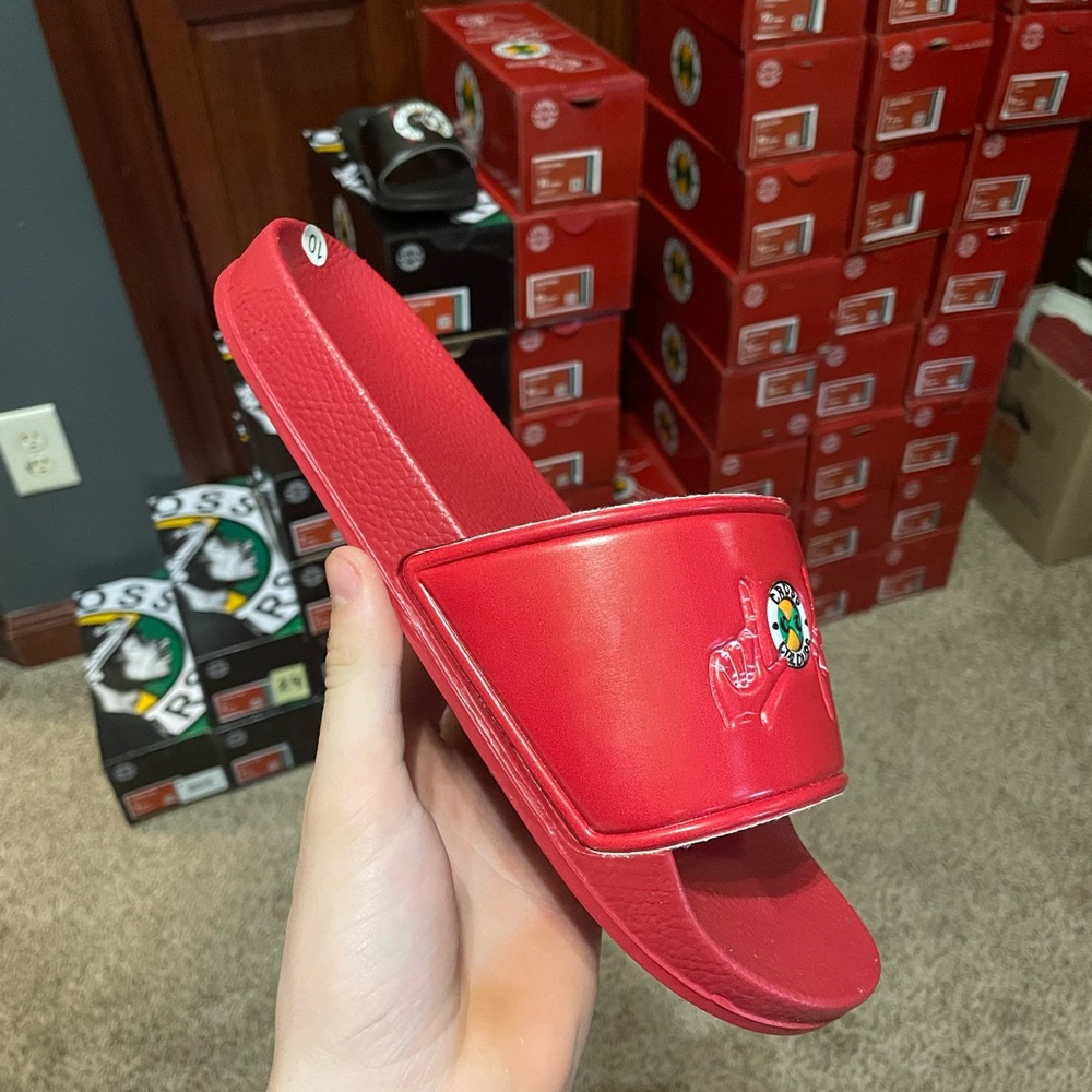 Cross colour slides